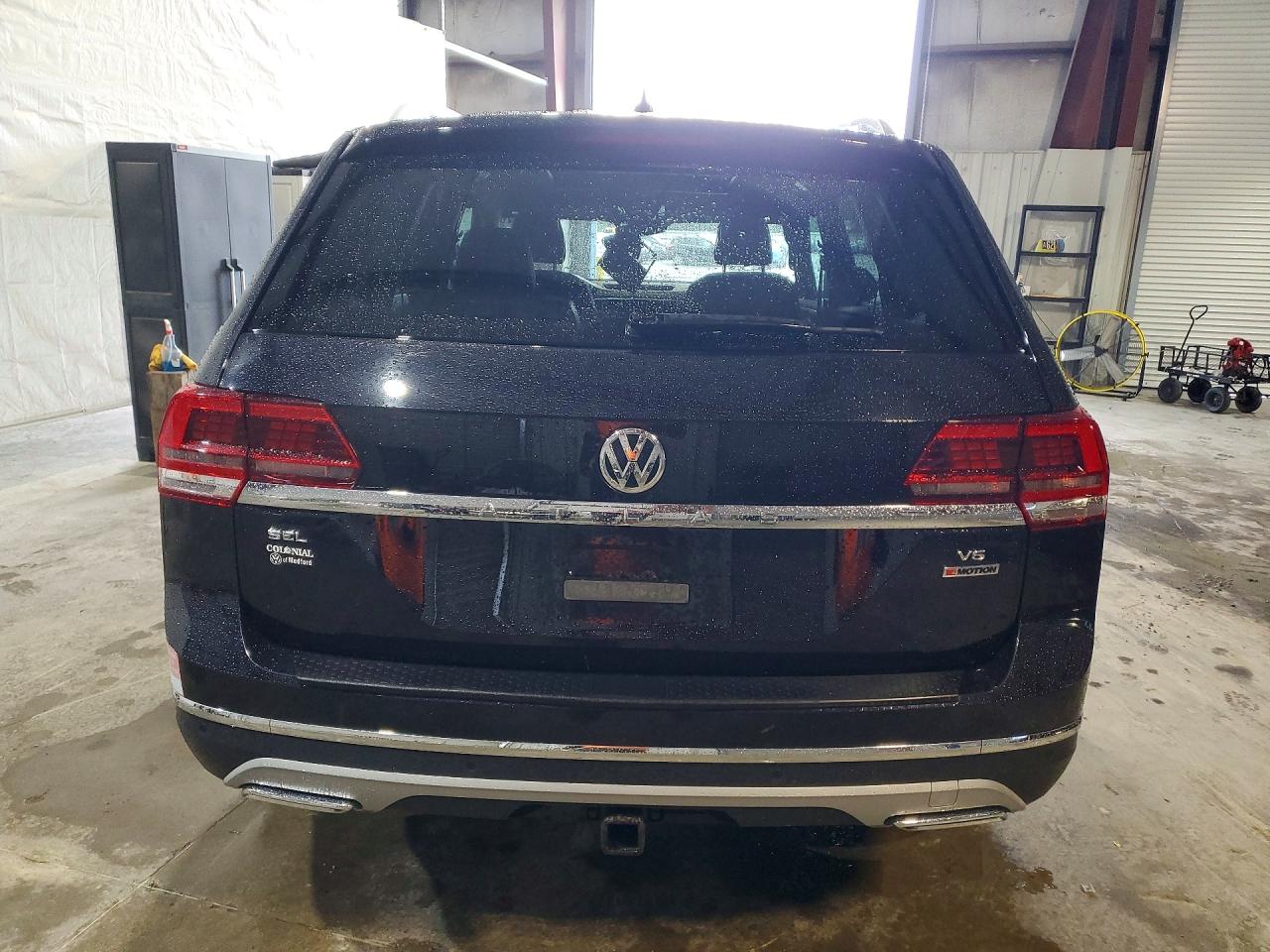 2019 Volkswagen Atlas Sel Black vin: 1V2MR2CA6KC521439