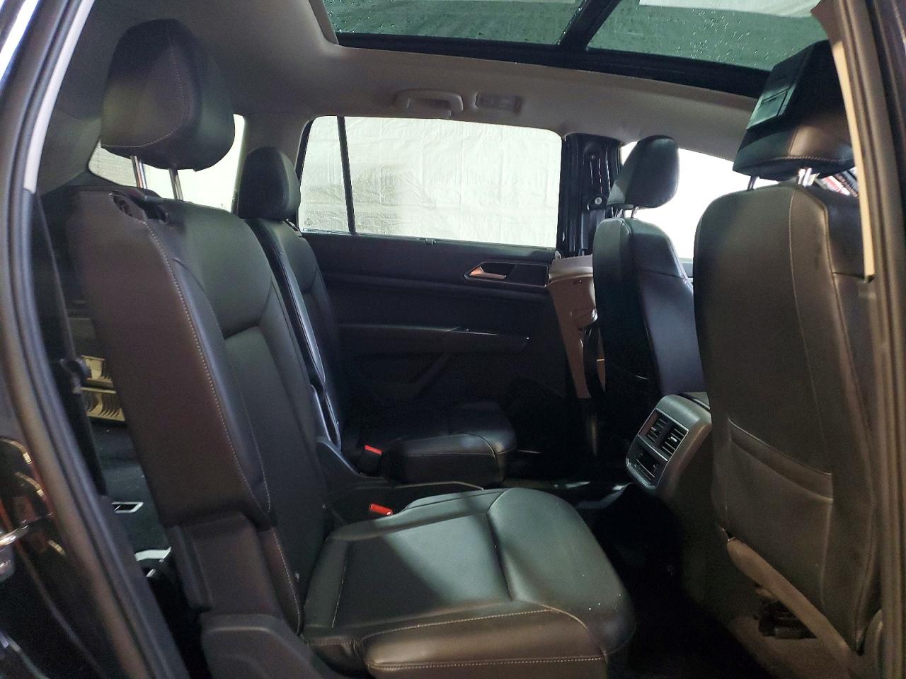 2019 Volkswagen Atlas Sel Black vin: 1V2MR2CA6KC521439