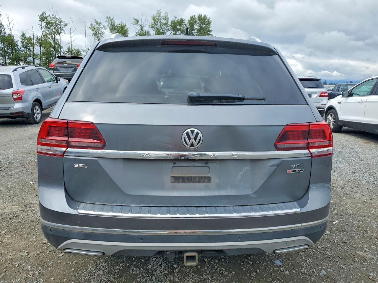2019 Volkswagen Atlas Sel Gray vin: 1V2MR2CA9KC546674