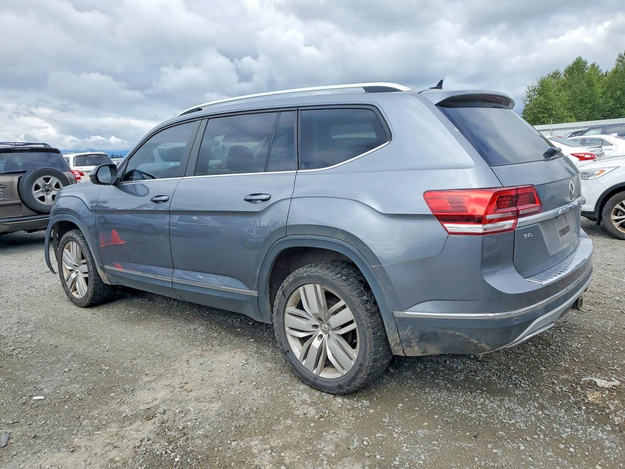 2019 Volkswagen Atlas Sel Gray vin: 1V2MR2CA9KC546674