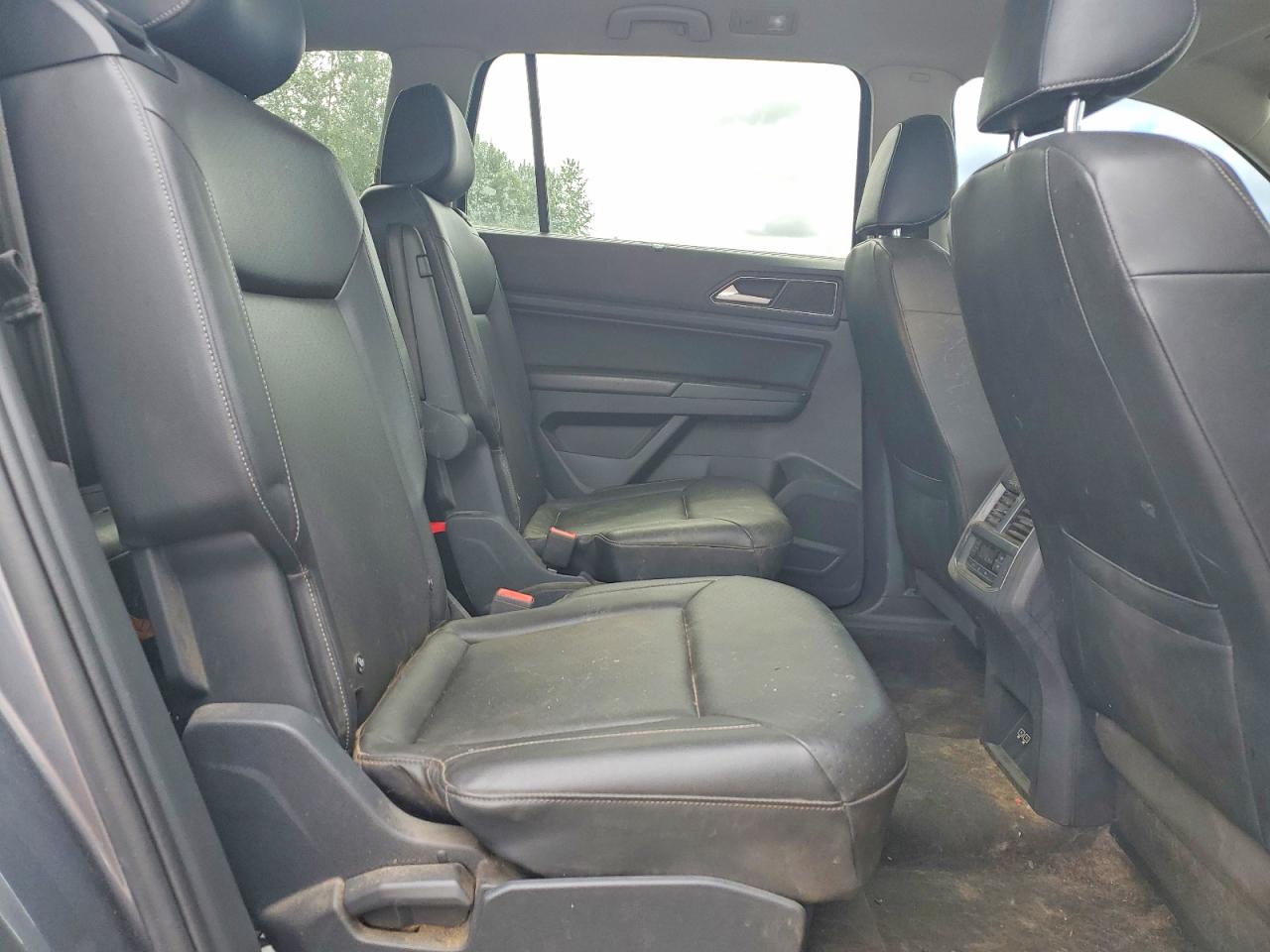 2019 Volkswagen Atlas Sel Gray vin: 1V2MR2CA9KC546674