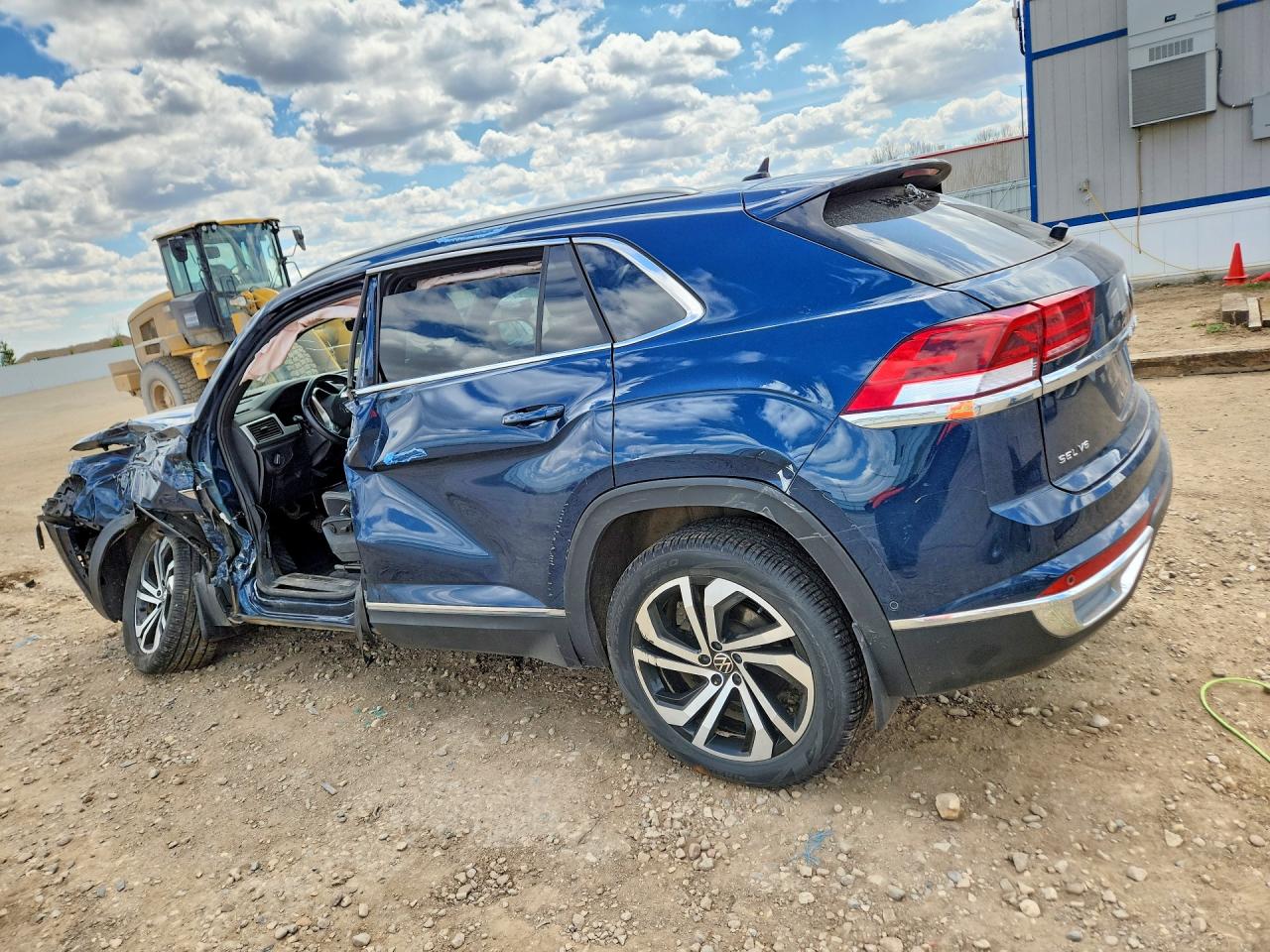 2020 Volkswagen Atlas Cross Sport Sel Premium Blue vin: 1V2NE2CAXLC222926