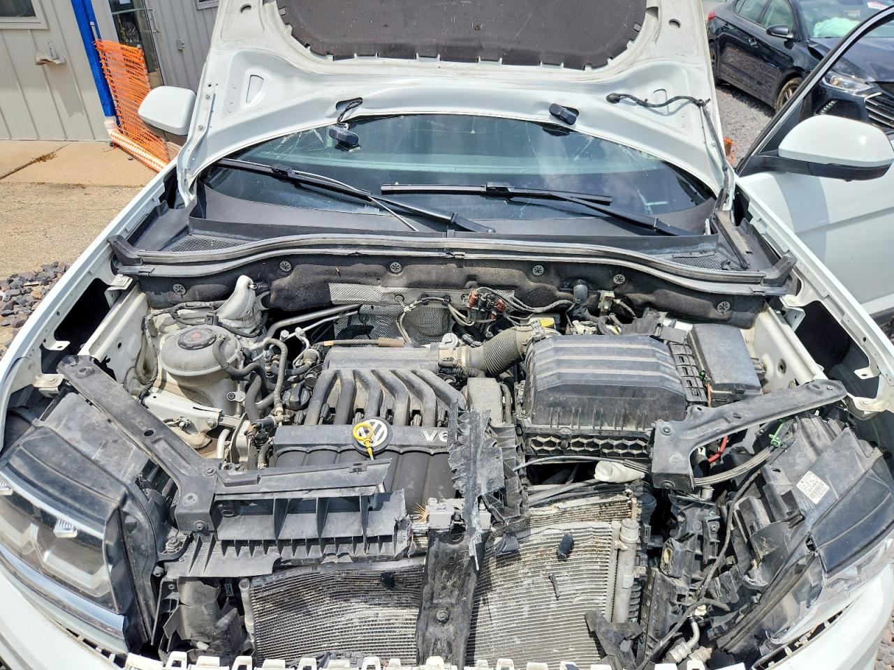 2019 Volkswagen Atlas Sel Premium White vin: 1V2NR2CA2KC552000