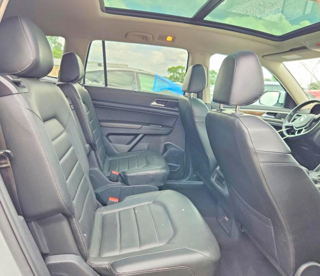 2019 Volkswagen Atlas Sel Premium White vin: 1V2NR2CA2KC552000