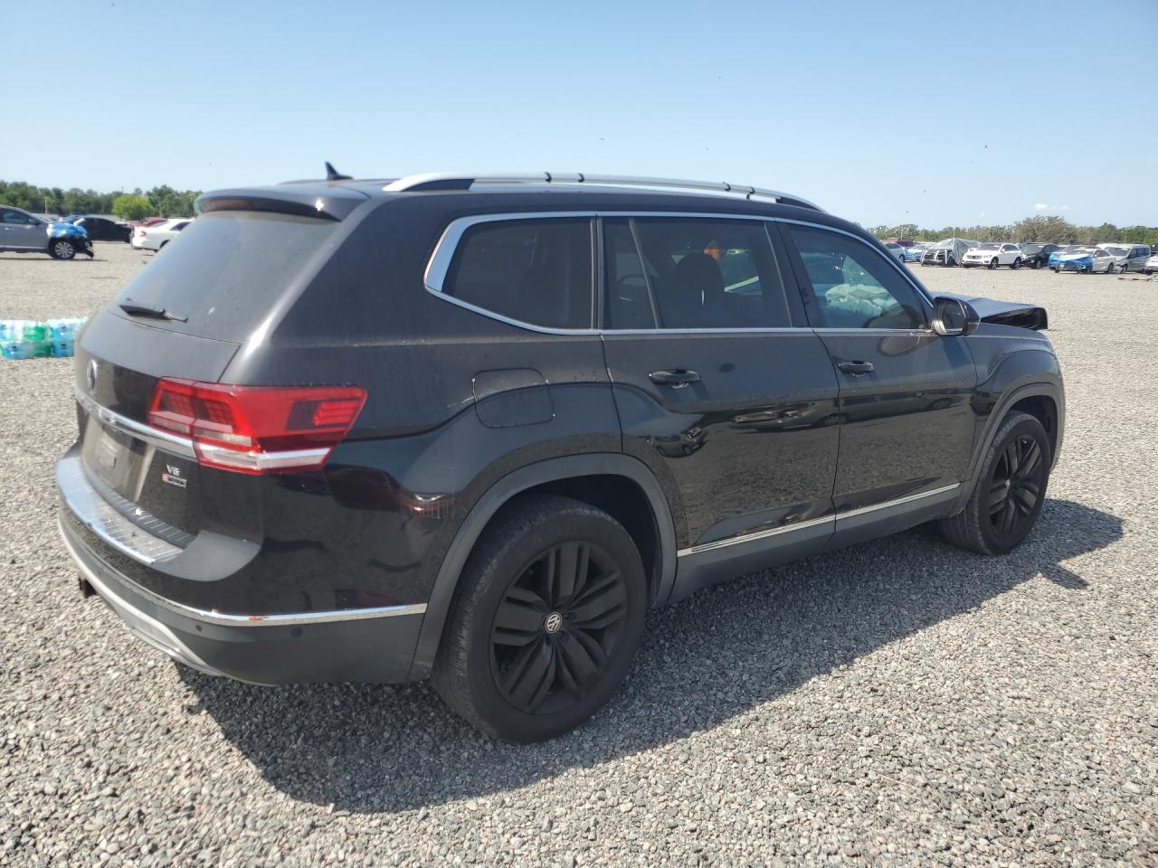 2018 Volkswagen Atlas Sel Premium Черный vin: 1V2NR2CA4JC579049