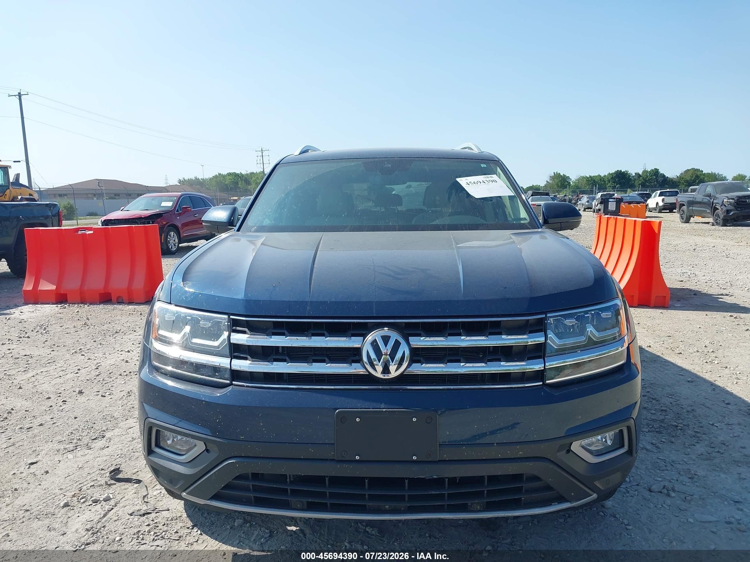 2019 Volkswagen Atlas 3.6l V6 Sel Premium Turquoise vin: 1V2NR2CA4KC610799