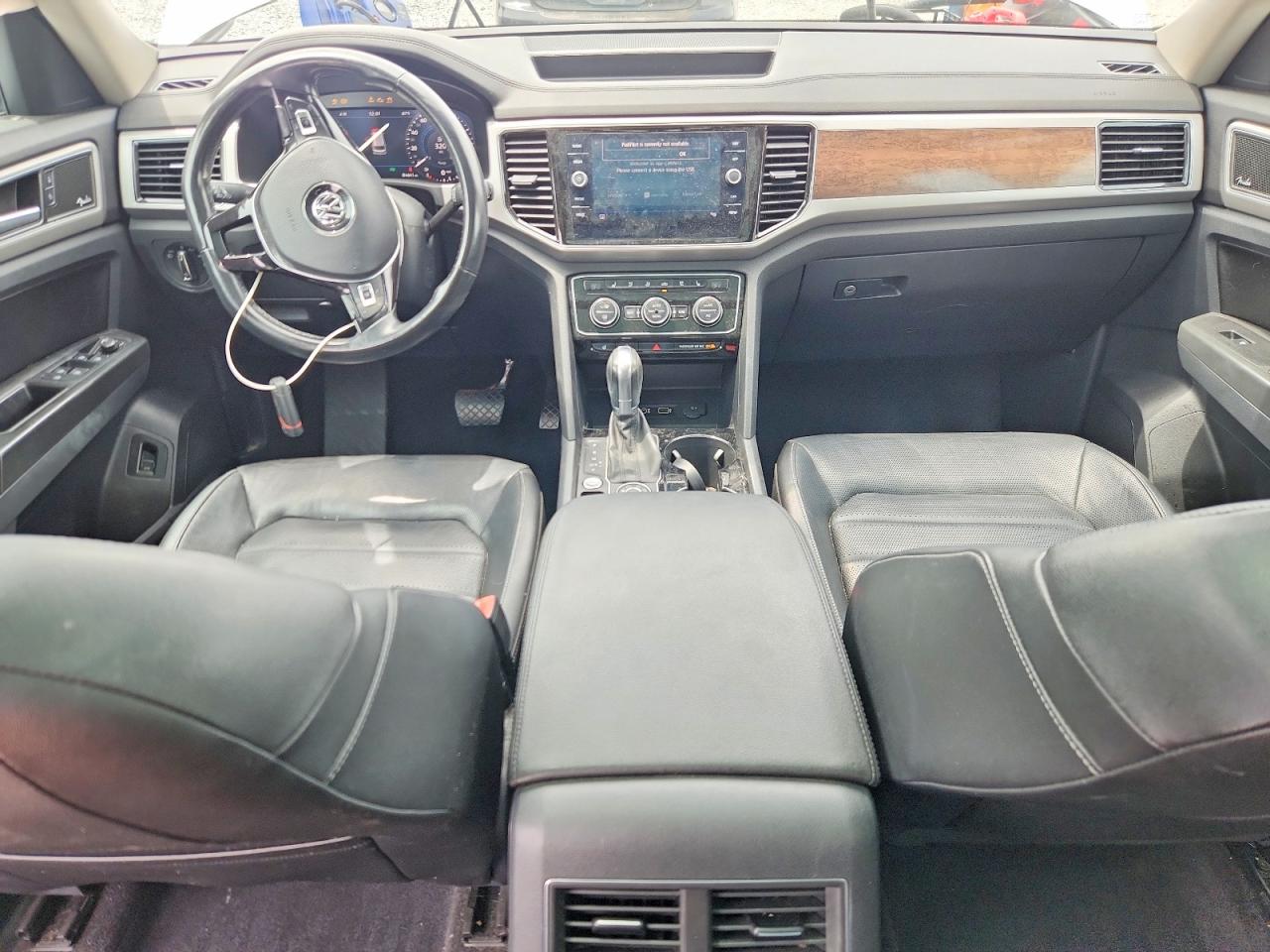 2018 Volkswagen Atlas Sel Premium Серебряный vin: 1V2NR2CA5JC507261