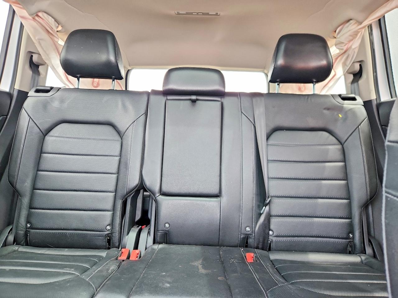 2018 Volkswagen Atlas Sel Premium Серебряный vin: 1V2NR2CA5JC507261
