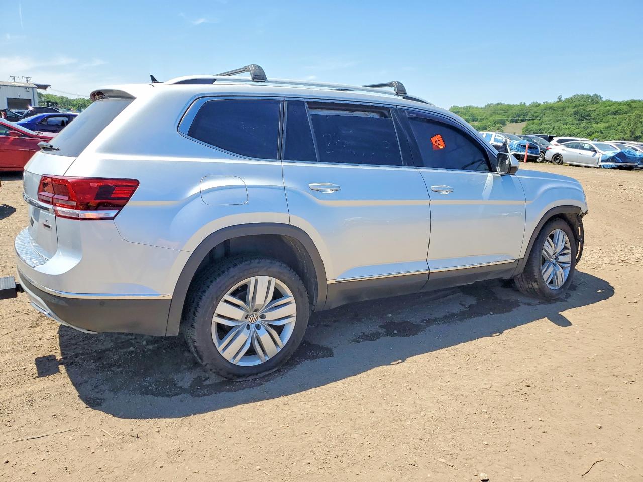 2019 Volkswagen Atlas Sel Premium Silver vin: 1V2NR2CAXKC574052