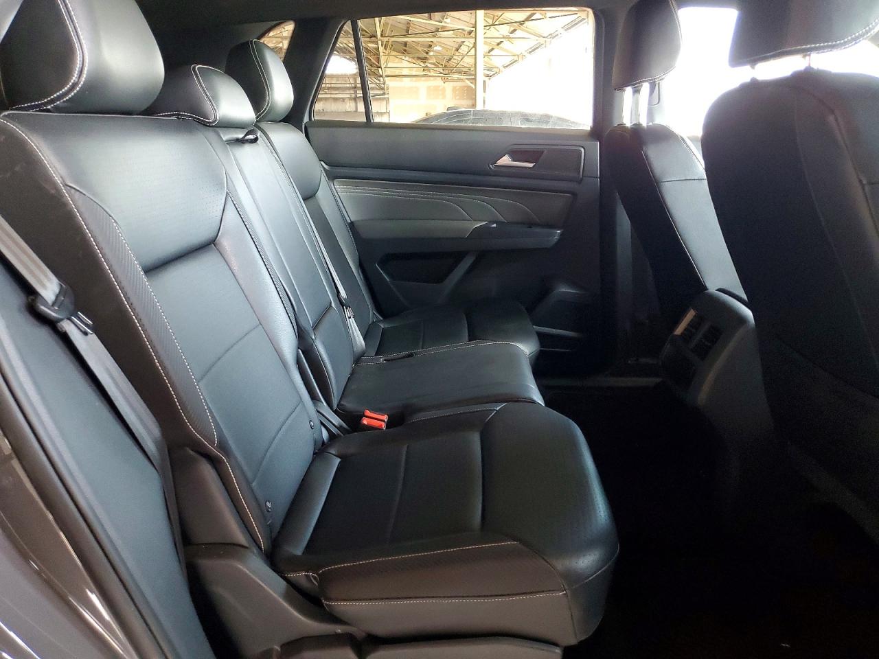 2021 Volkswagen Atlas Cross Sport Se Blue vin: 1V2PE2CA3MC207405