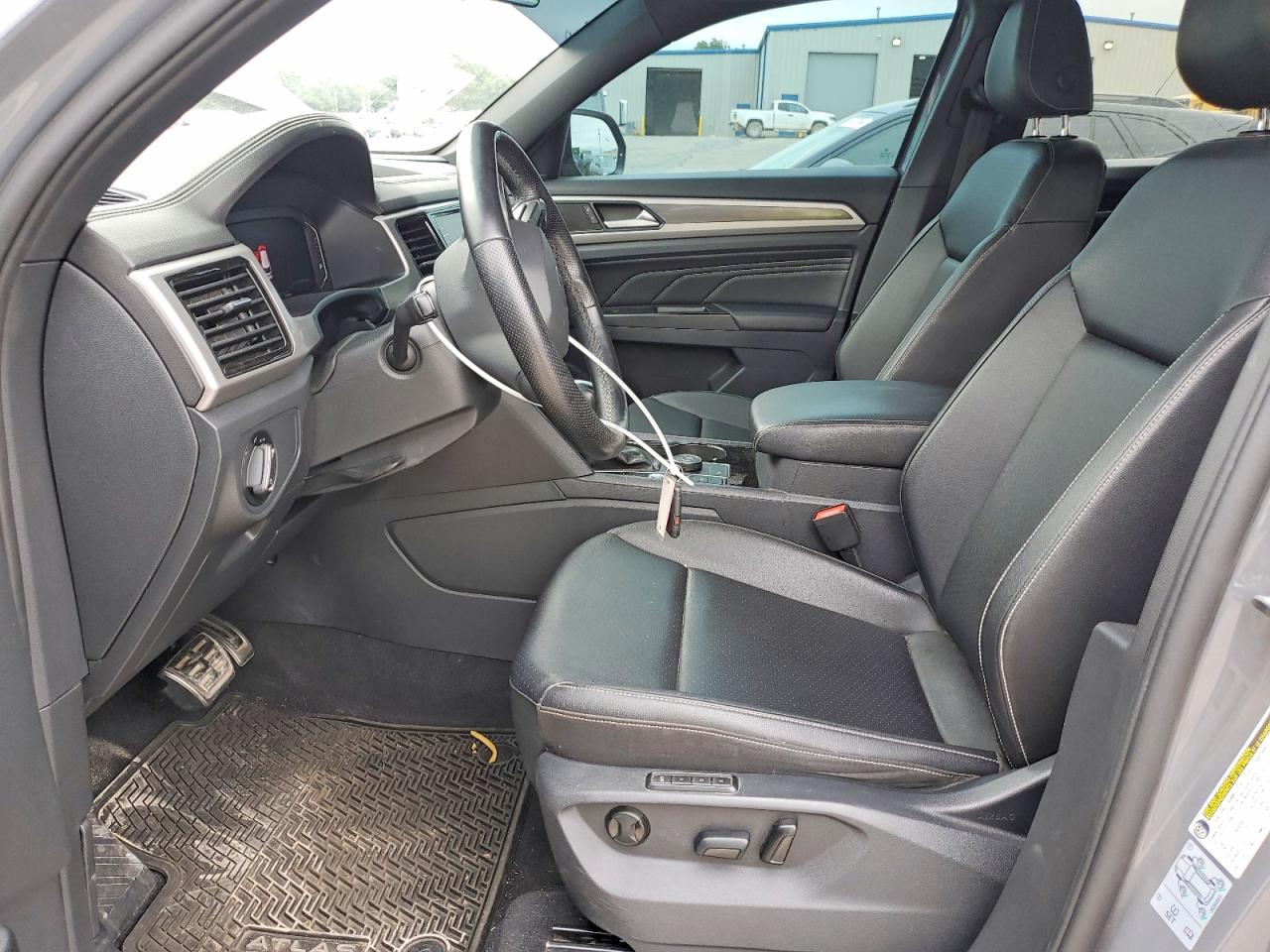 2020 Volkswagen Atlas Cross Sport Sel R-line Gray vin: 1V2RE2CA8LC220030