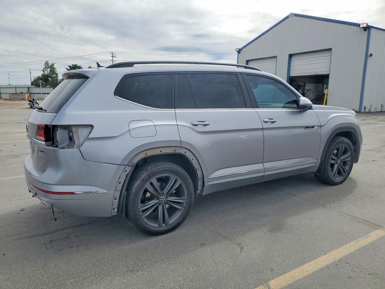 2021 Volkswagen Atlas Se Серебряный vin: 1V2RR2CA8MC521998