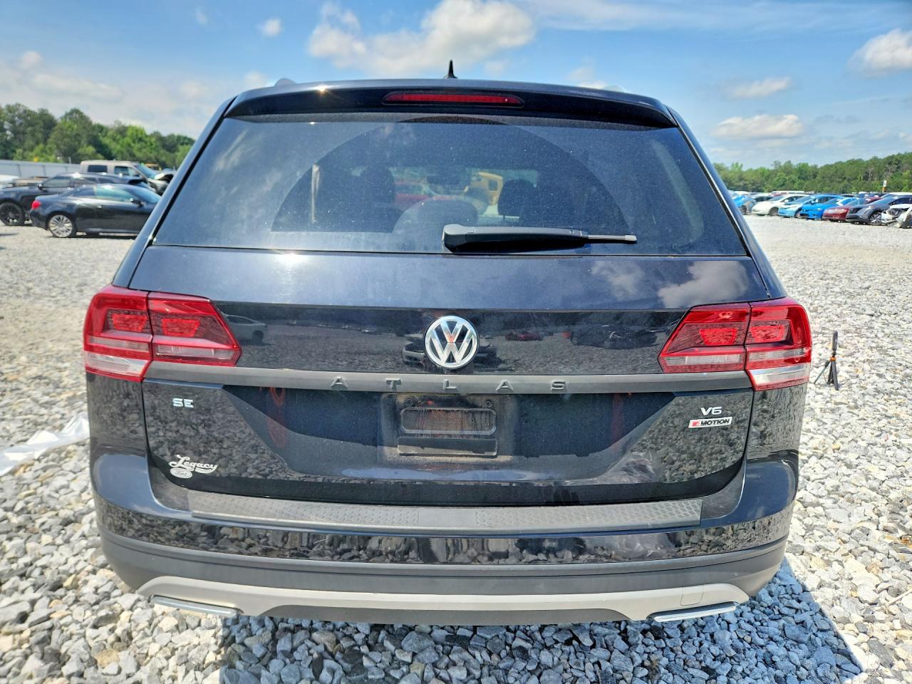2019 Volkswagen Atlas Se Black vin: 1V2UR2CA9KC544083