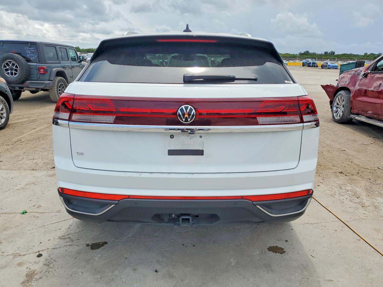 2025 Volkswagen Atlas Cross Sport Se Белый vin: 1V2WE2CAXSC201092