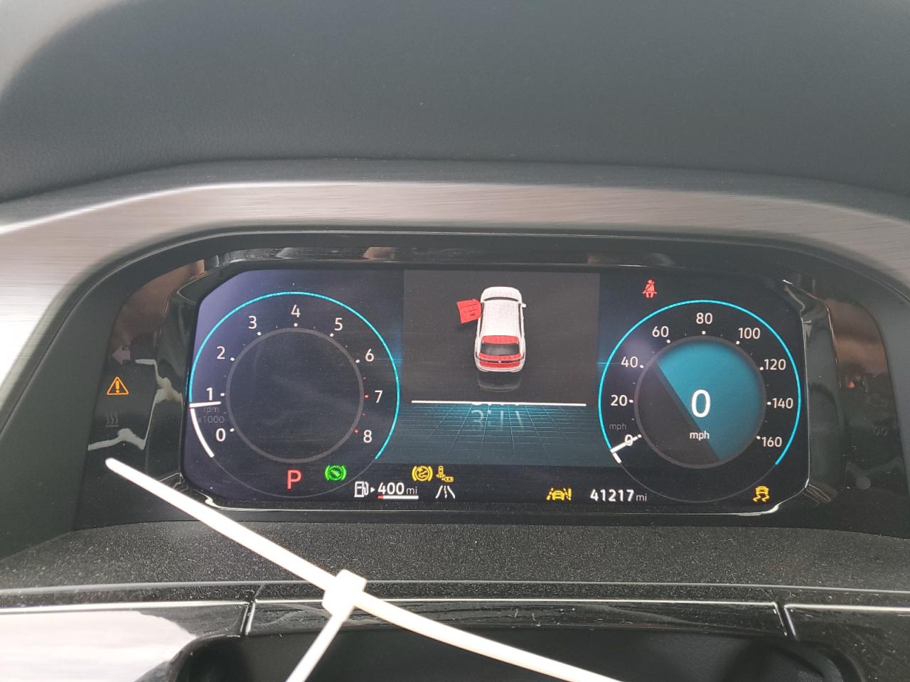 2025 Volkswagen Atlas Cross Sport Se Белый vin: 1V2WE2CAXSC201092 Damage: Warning - Traction Control, On, Unacceptable