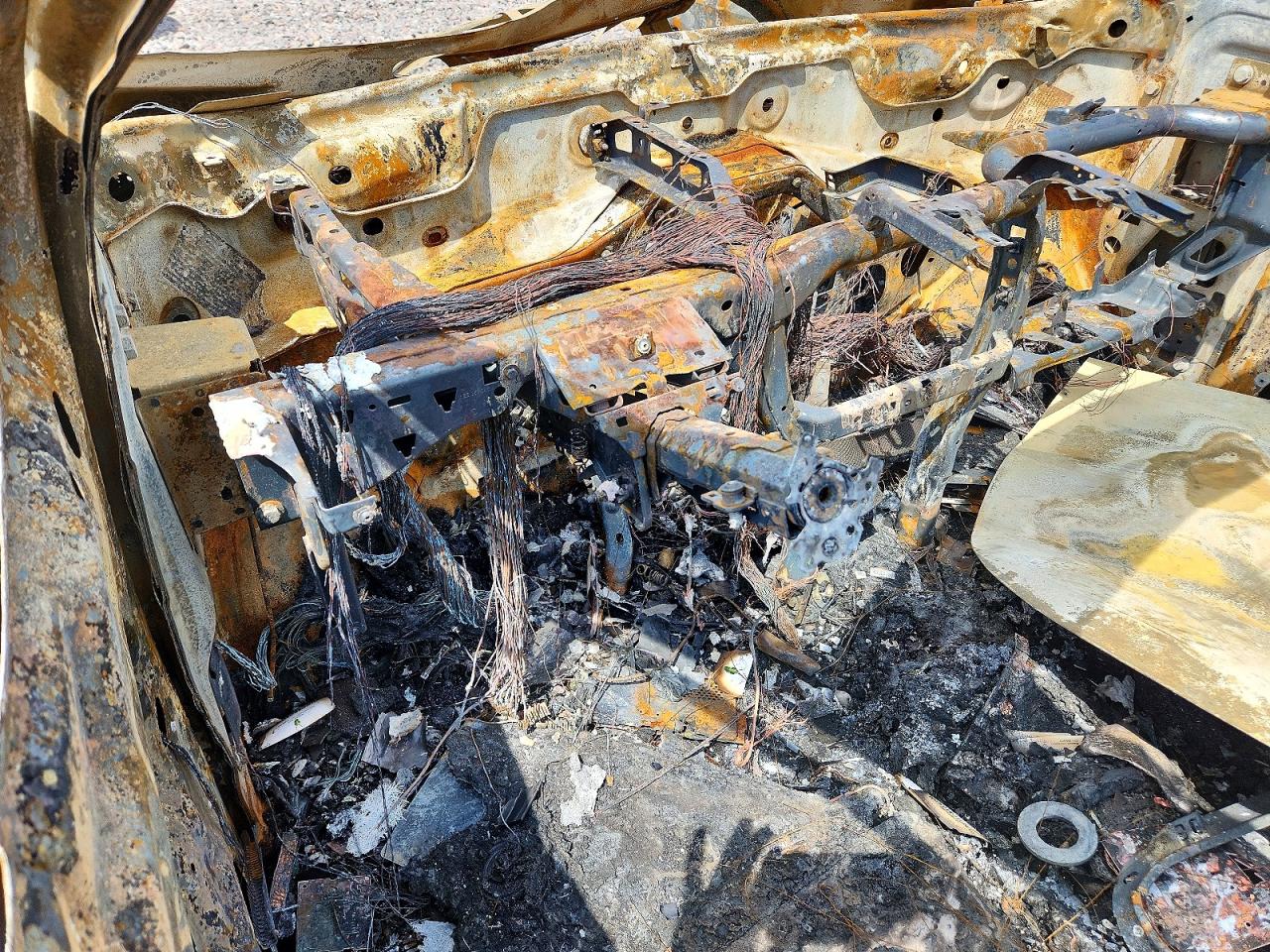 2023 Volkswagen Id.4 Pro S Burn vin: 1V2WNPE83PC037344