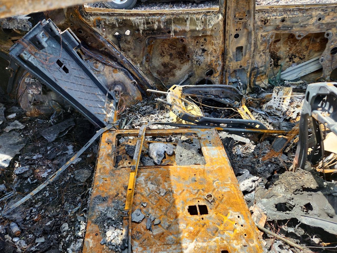 2023 Volkswagen Id.4 Pro S Burn vin: 1V2WNPE83PC037344