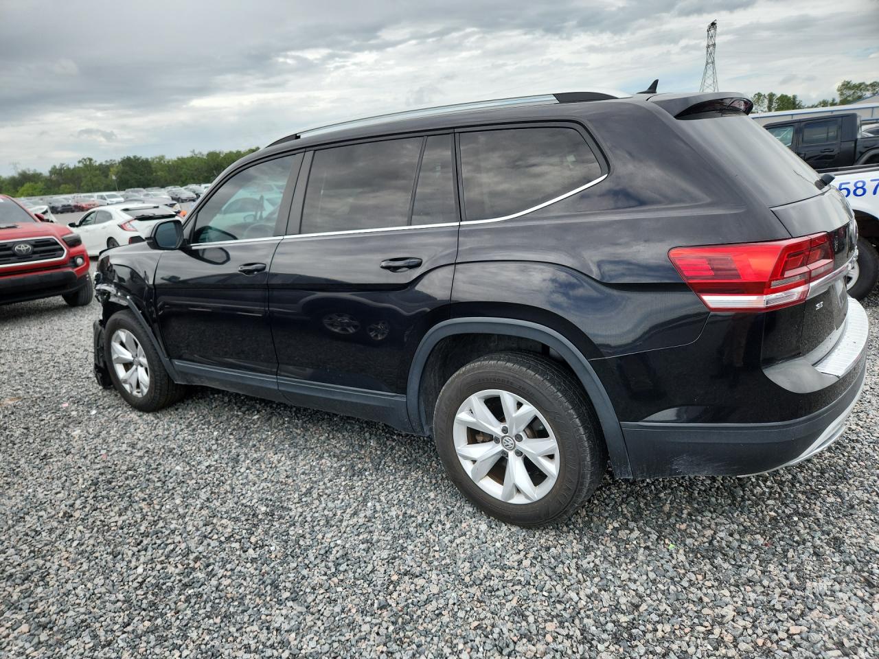 2019 Volkswagen Atlas Se Черный vin: 1V2WP2CA2KC553271