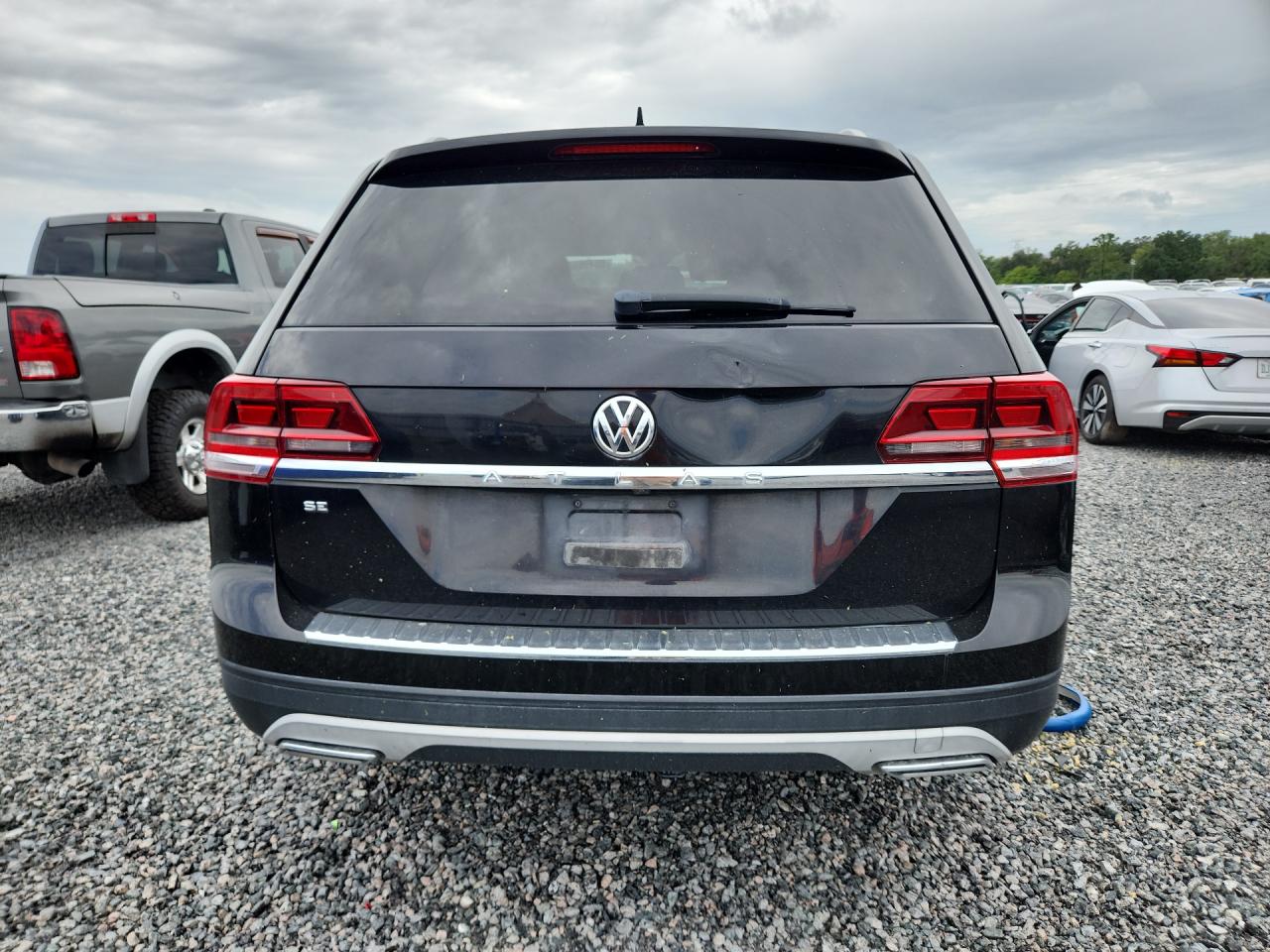2019 Volkswagen Atlas Se Черный vin: 1V2WP2CA2KC553271