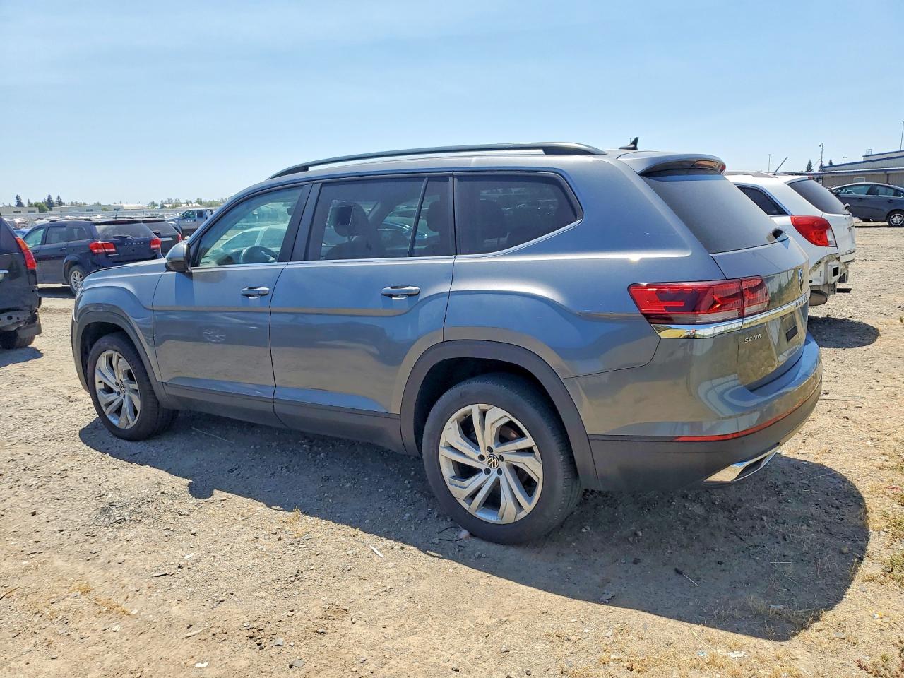 2021 Volkswagen Atlas Se Gray vin: 1V2WR2CA0MC573936