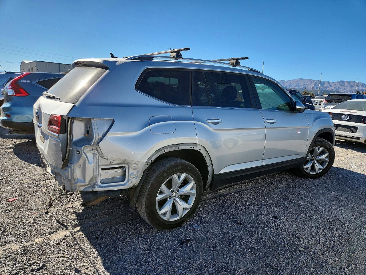 2019 Volkswagen Atlas Se Silver vin: 1V2WR2CA1KC532275