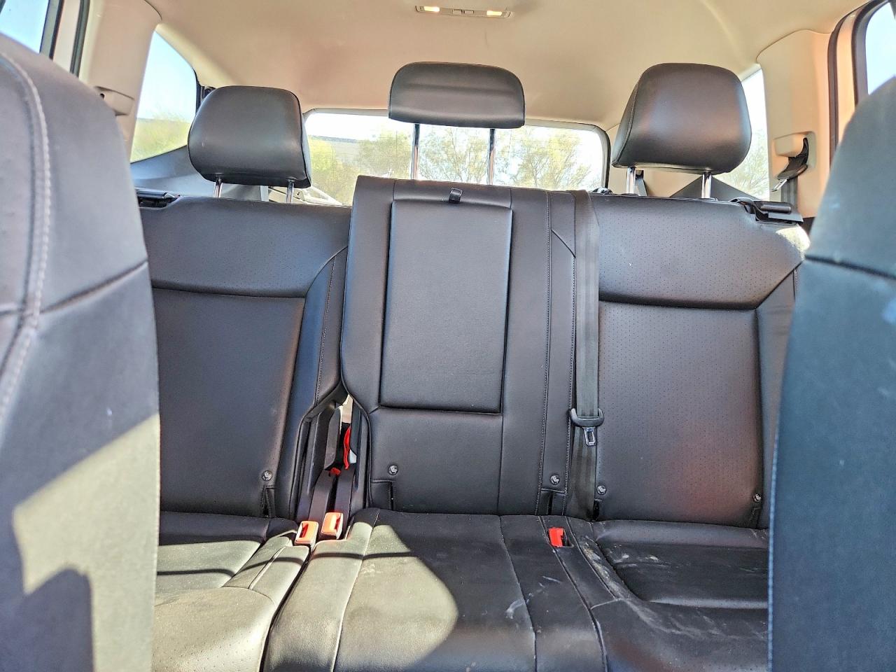 2019 Volkswagen Atlas Se Silver vin: 1V2WR2CA1KC532275