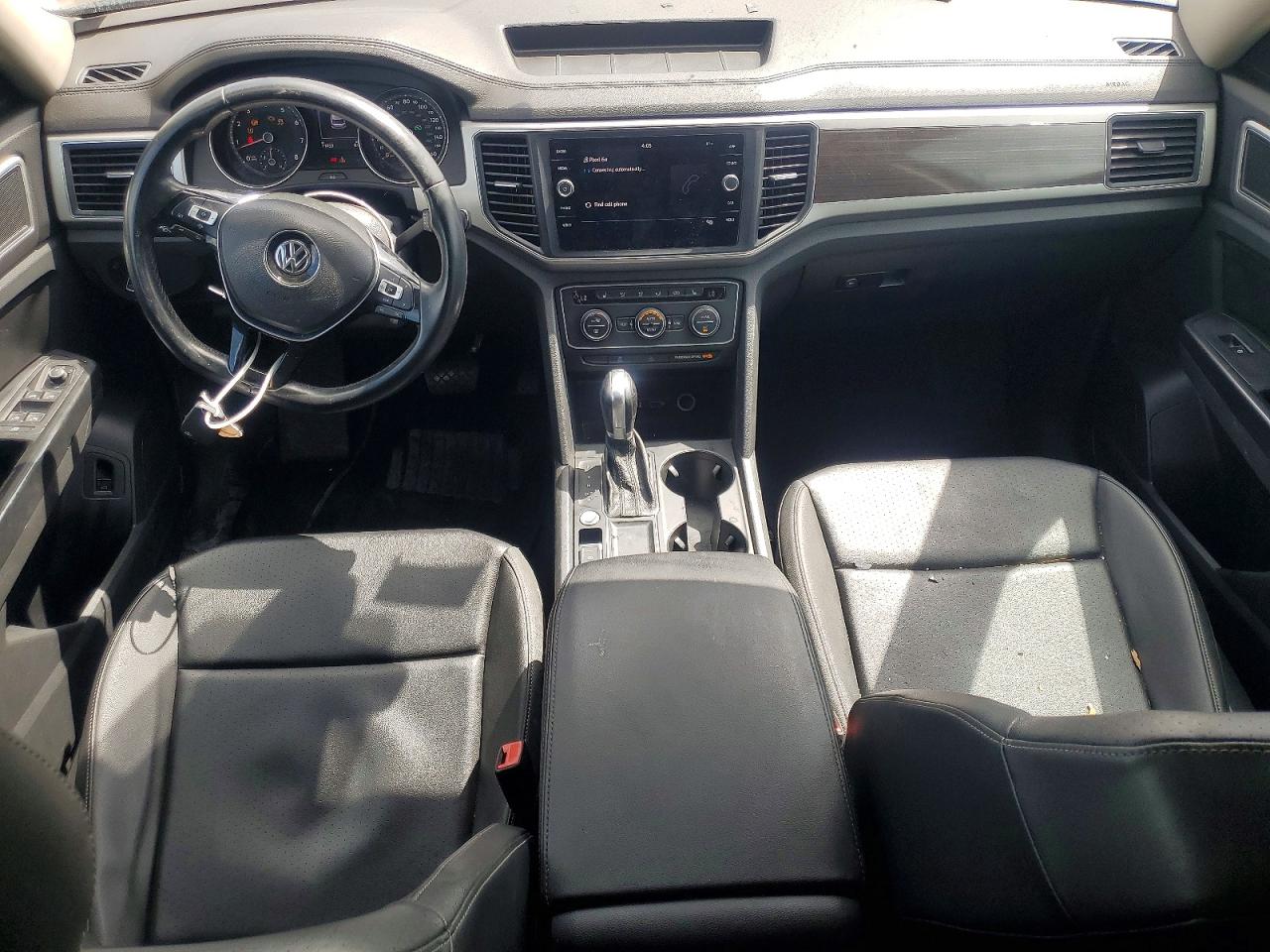 2019 Volkswagen Atlas Se Черный vin: 1V2WR2CA2KC558495