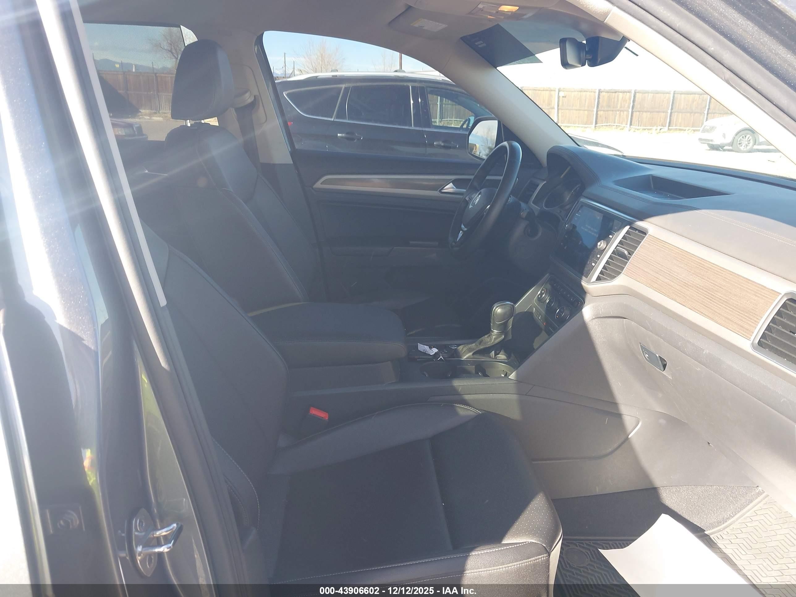 2019 Volkswagen Atlas 3.6l V6 Se W/technology Серый vin: 1V2WR2CA2KC622485
