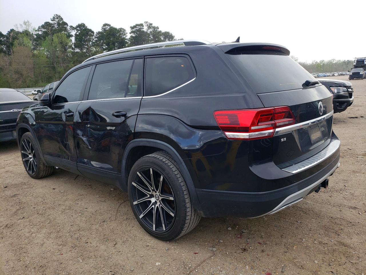 2019 Volkswagen Atlas Se Black vin: 1V2WR2CA3KC608370