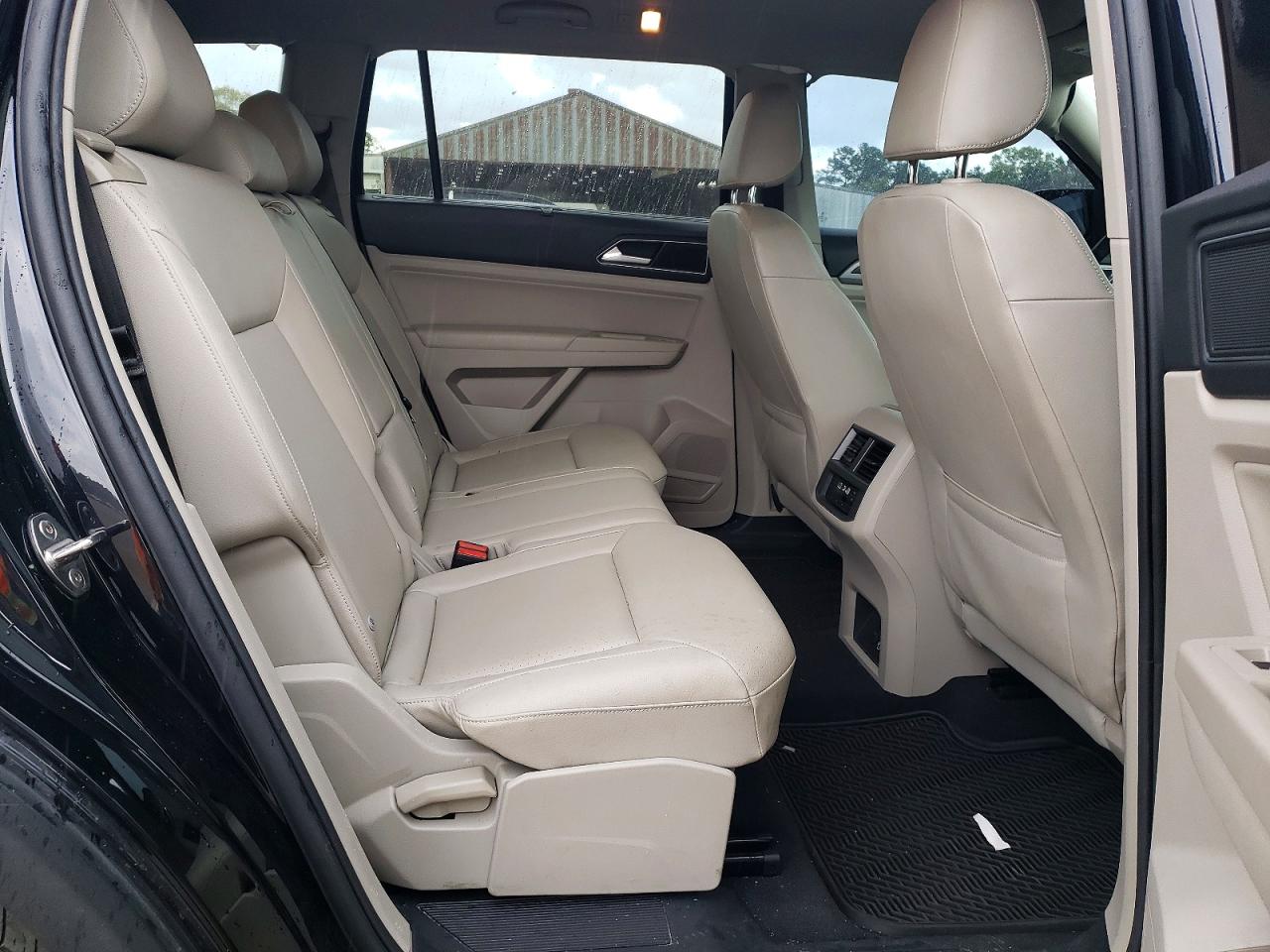 2019 Volkswagen Atlas Se Black vin: 1V2WR2CA3KC608370