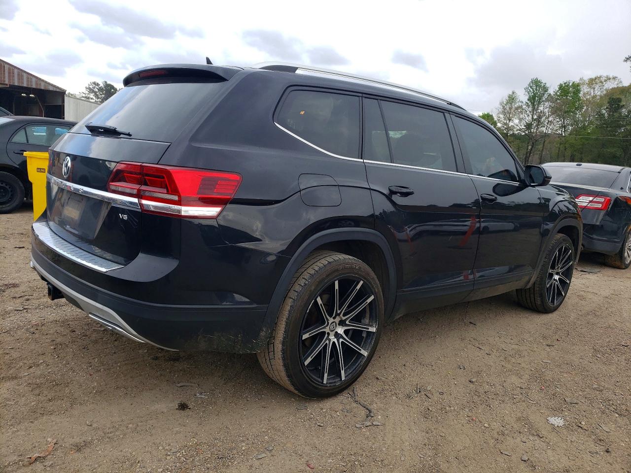 2019 Volkswagen Atlas Se Black vin: 1V2WR2CA3KC608370
