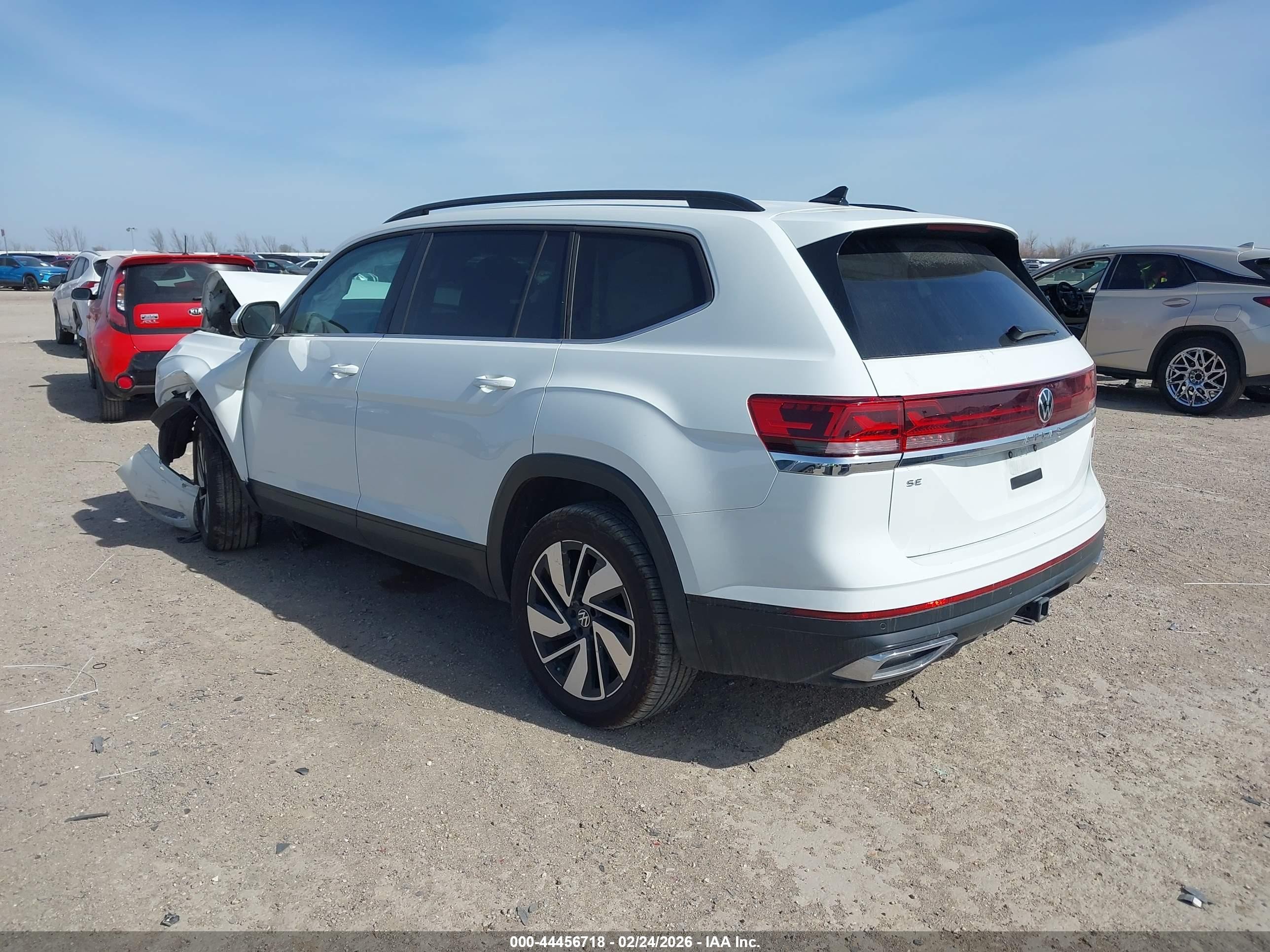 2024 Volkswagen Atlas 2.0t Se W/technology Белый vin: 1V2WR2CA5RC613273