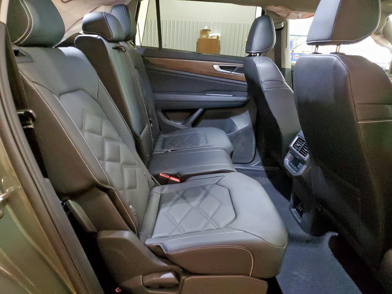 2025 Volkswagen Atlas Se Зеленый vin: 1V2WR2CA8SC544990