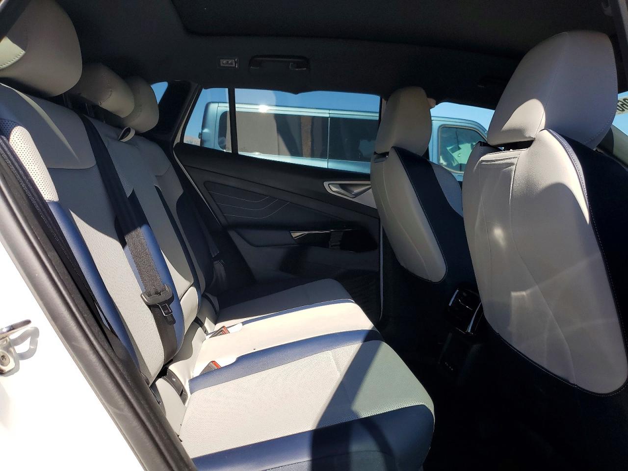 2025 Volkswagen Id.4 Pro S White vin: 1V2WSPE85SC005951