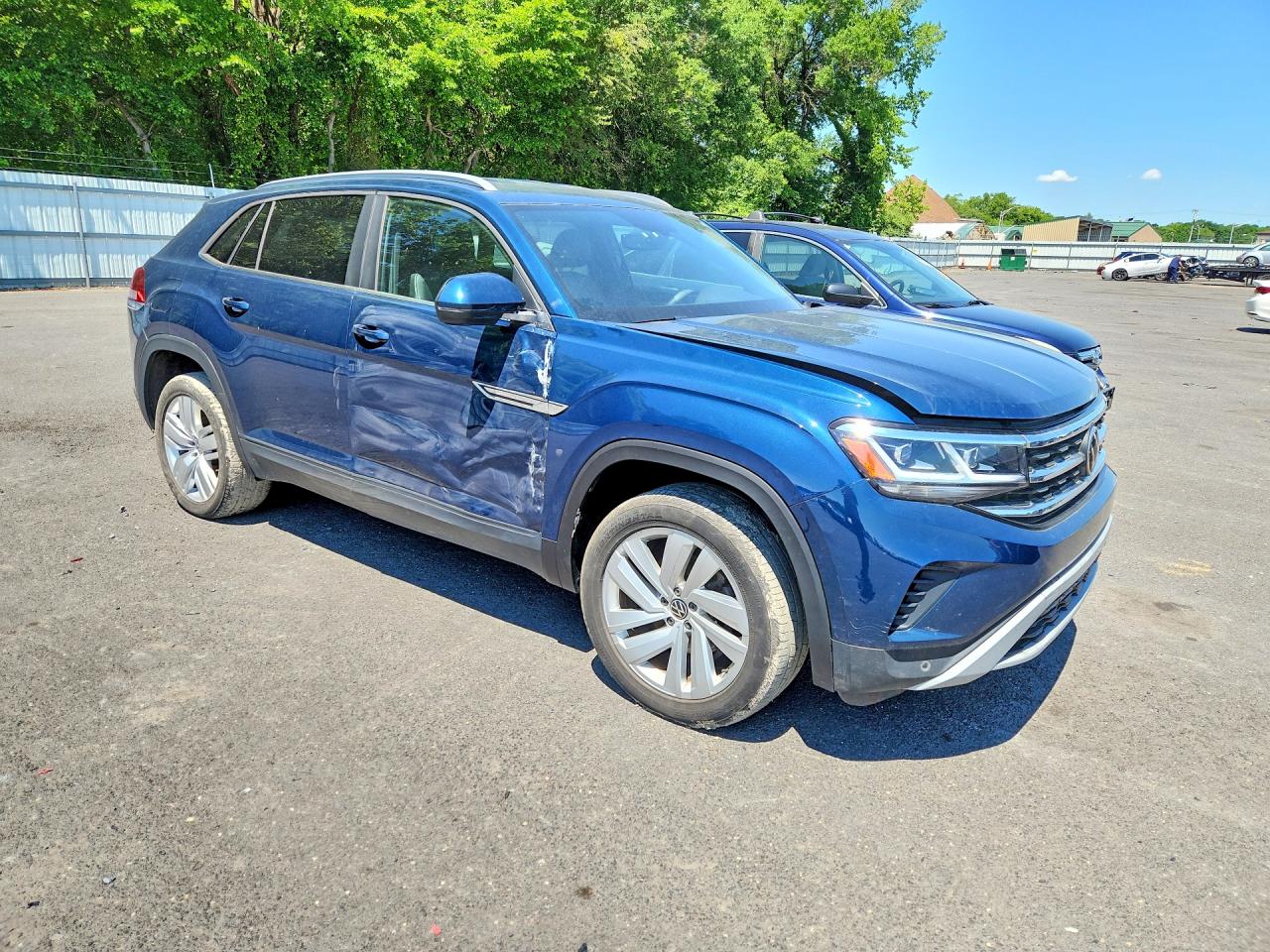 2020 Volkswagen Atlas Cross Sport Se Синий vin: 1V2YC2CA6LC225826