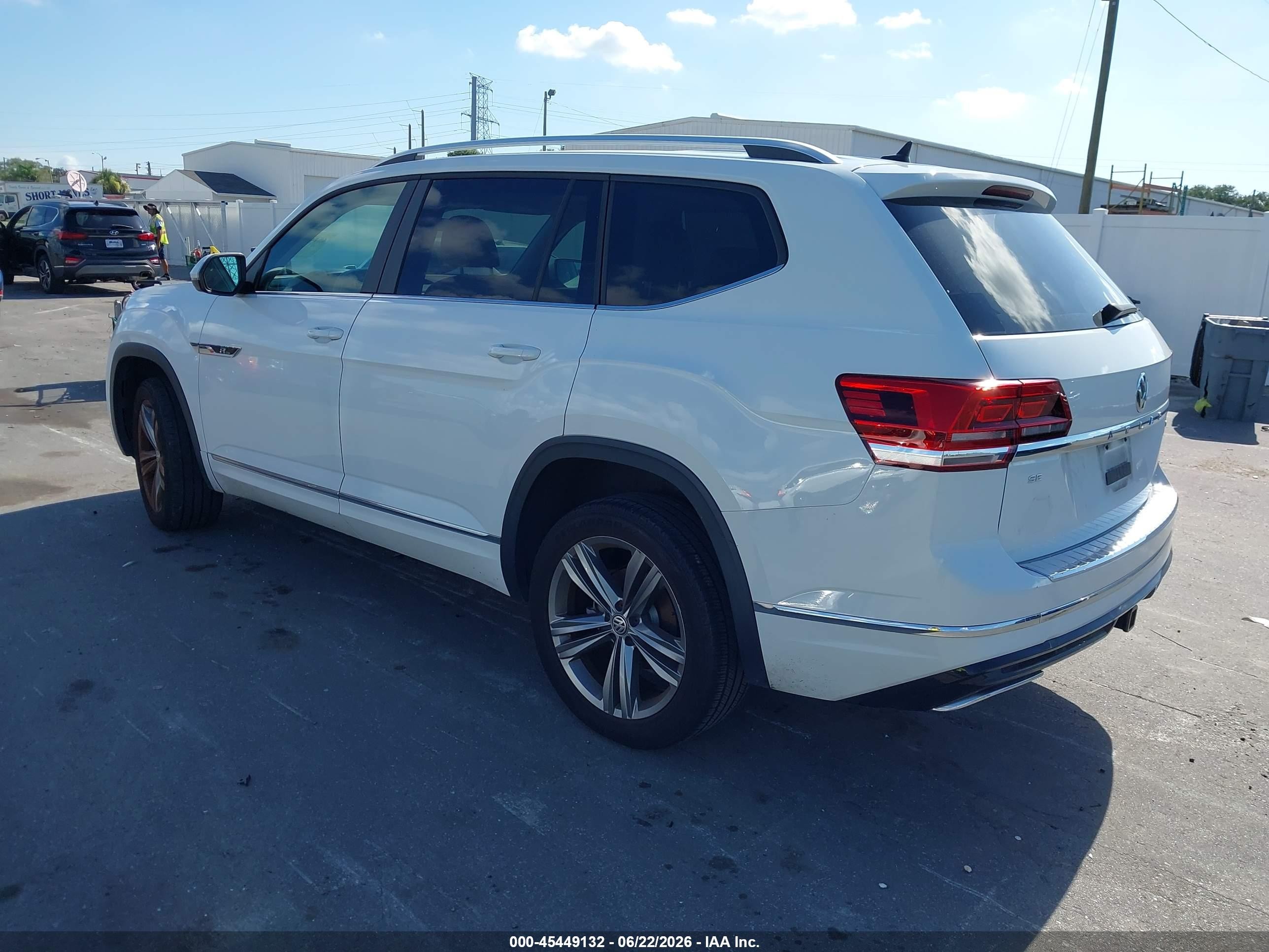 2019 Volkswagen Atlas 3.6l V6 Se W/technology R-line White vin: 1V2YR2CA0KC608366