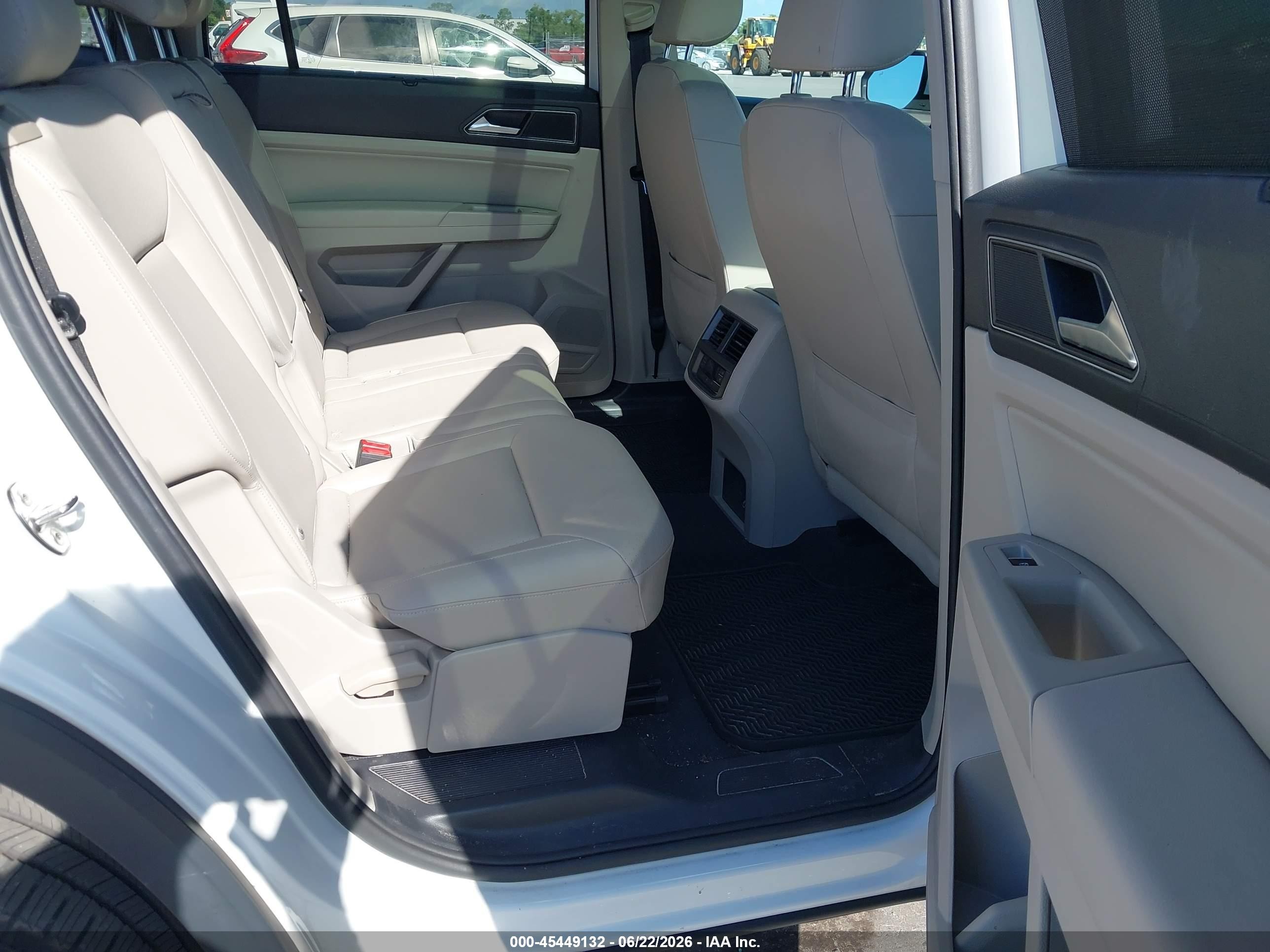 2019 Volkswagen Atlas 3.6l V6 Se W/technology R-line White vin: 1V2YR2CA0KC608366