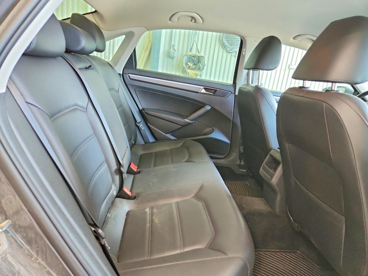 2018 Volkswagen Passat S Charcoal vin: 1VWAA7A30JC028946