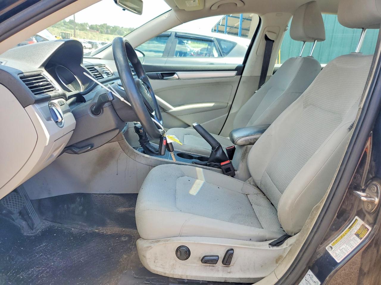 2018 Volkswagen Passat S Black vin: 1VWAA7A31JC044377