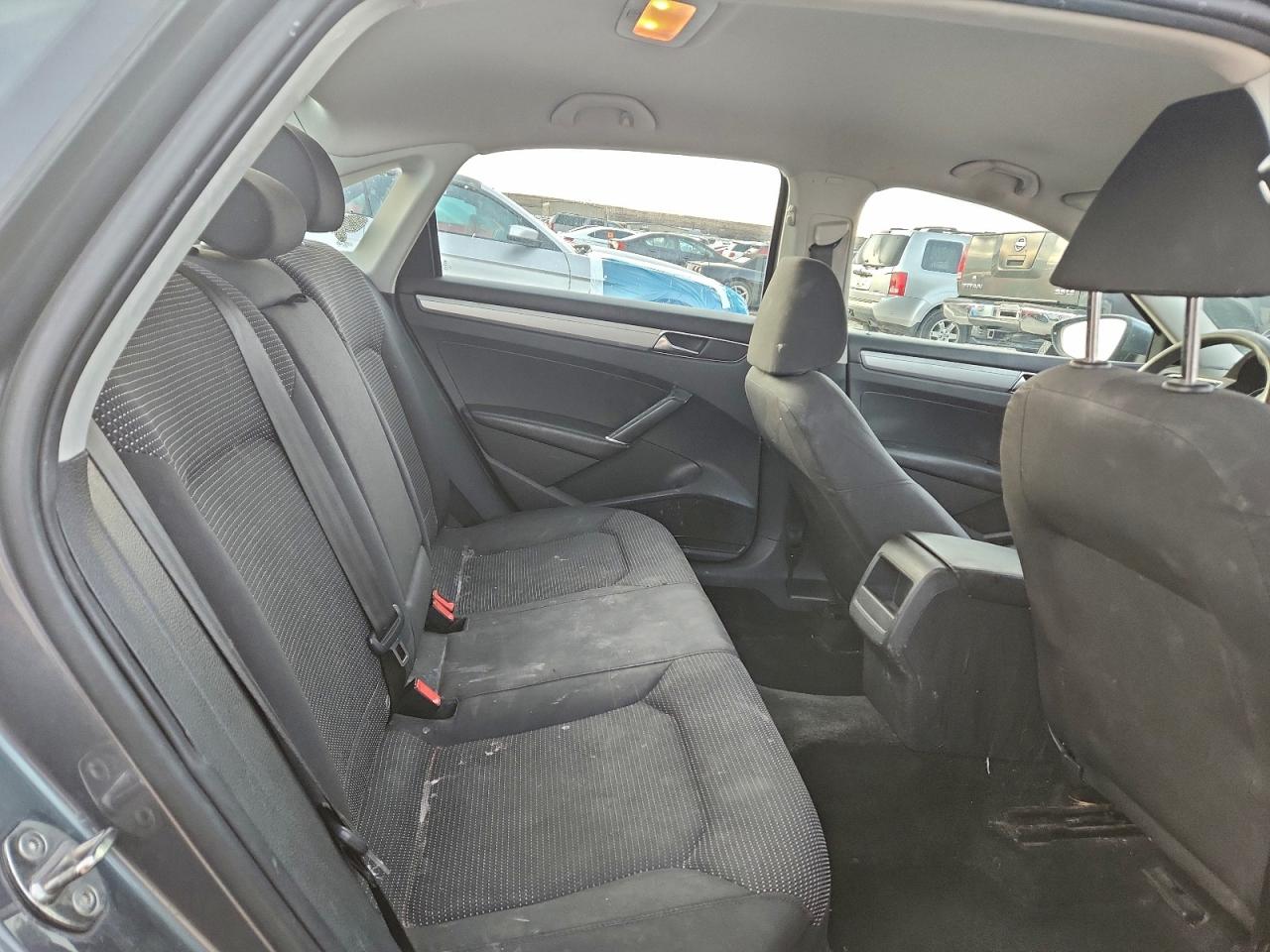2018 Volkswagen Passat S Gray vin: 1VWAA7A35JC024388