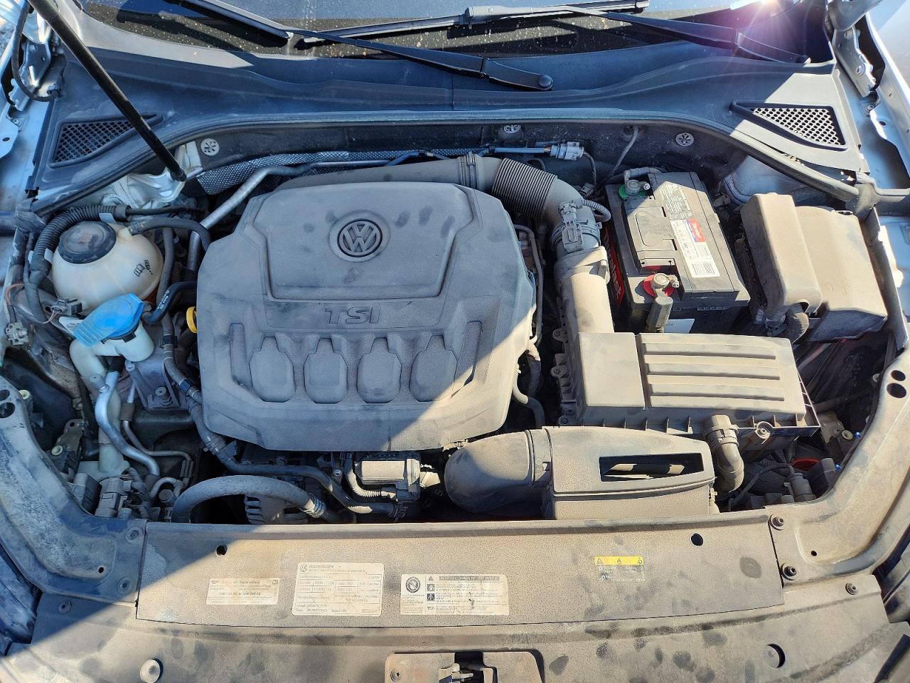 2018 Volkswagen Passat S Silver vin: 1VWAA7A37JC030645