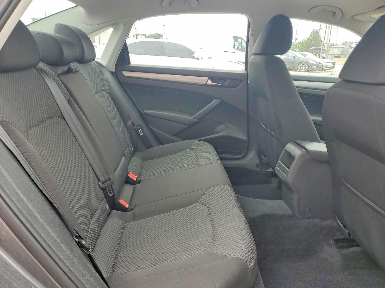 2012 Volkswagen Passat S Gray vin: 1VWAH7A30CC025351