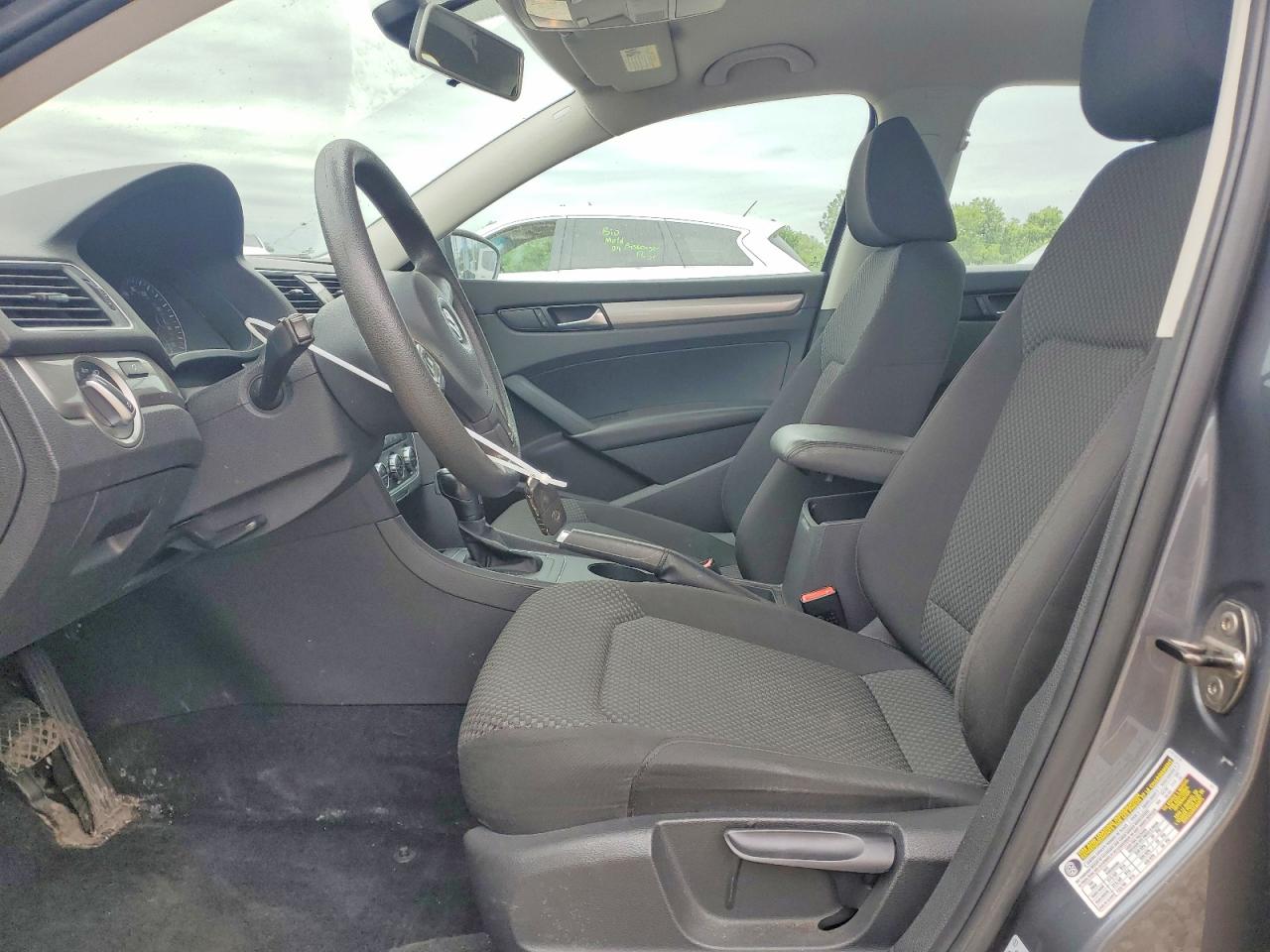 2012 Volkswagen Passat S Gray vin: 1VWAH7A30CC025351
