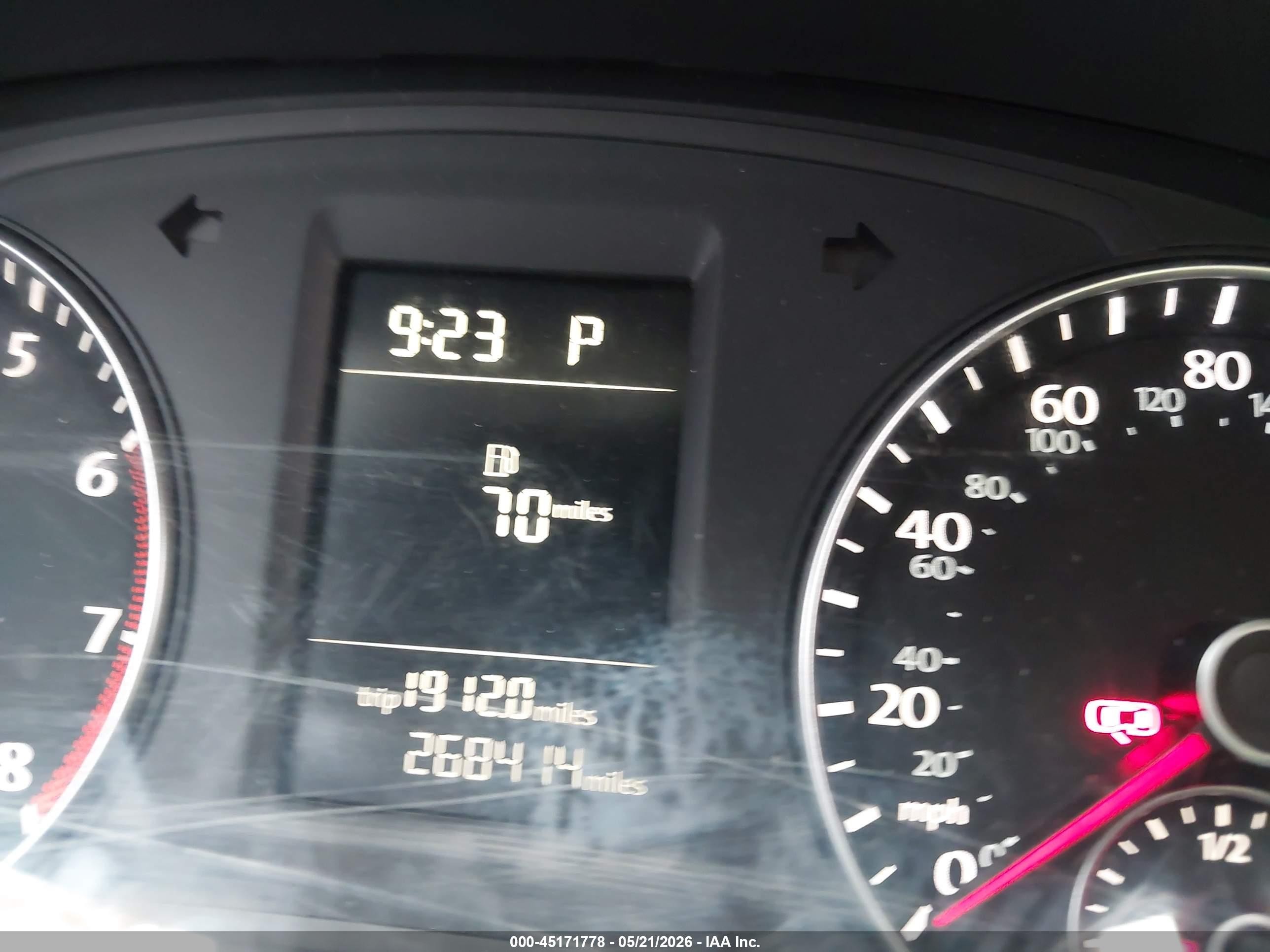 2012 Volkswagen Passat 2.5l S Серебряный vin: 1VWAH7A30CC025592