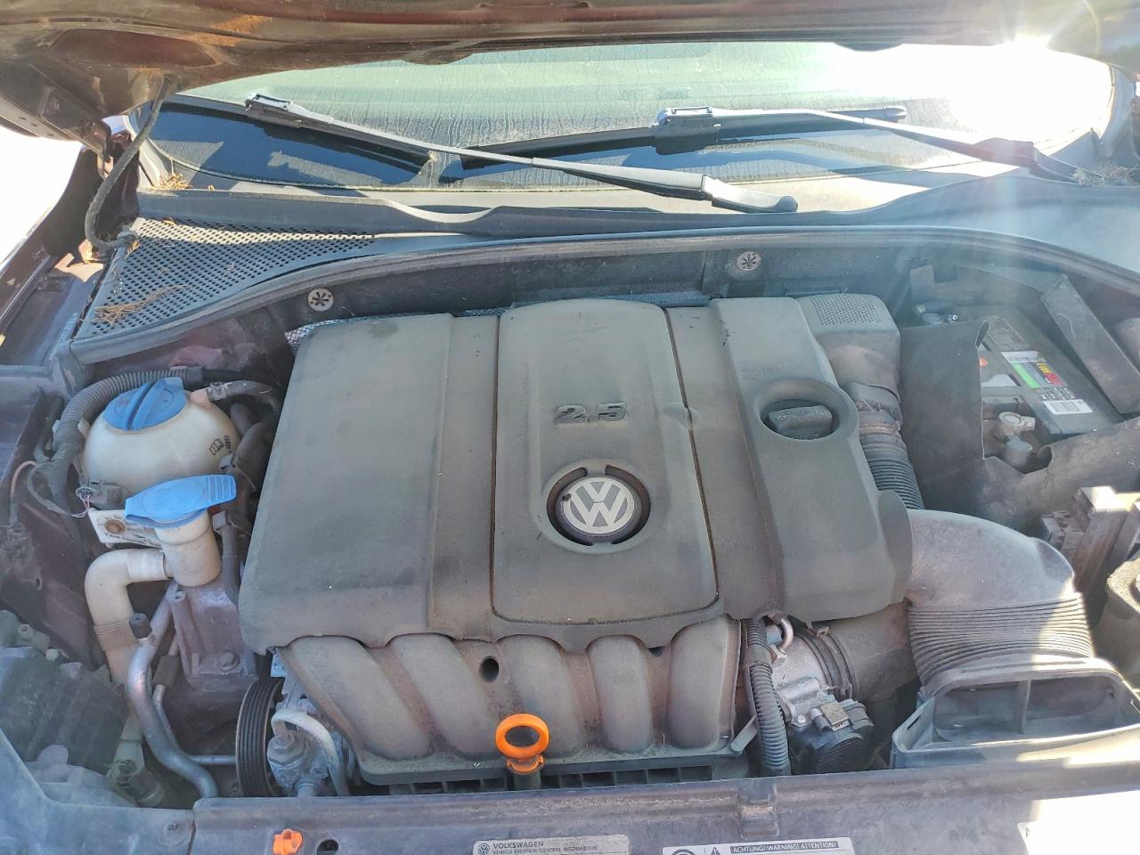 2012 Volkswagen Passat S Burgundy vin: 1VWAH7A30CC039119