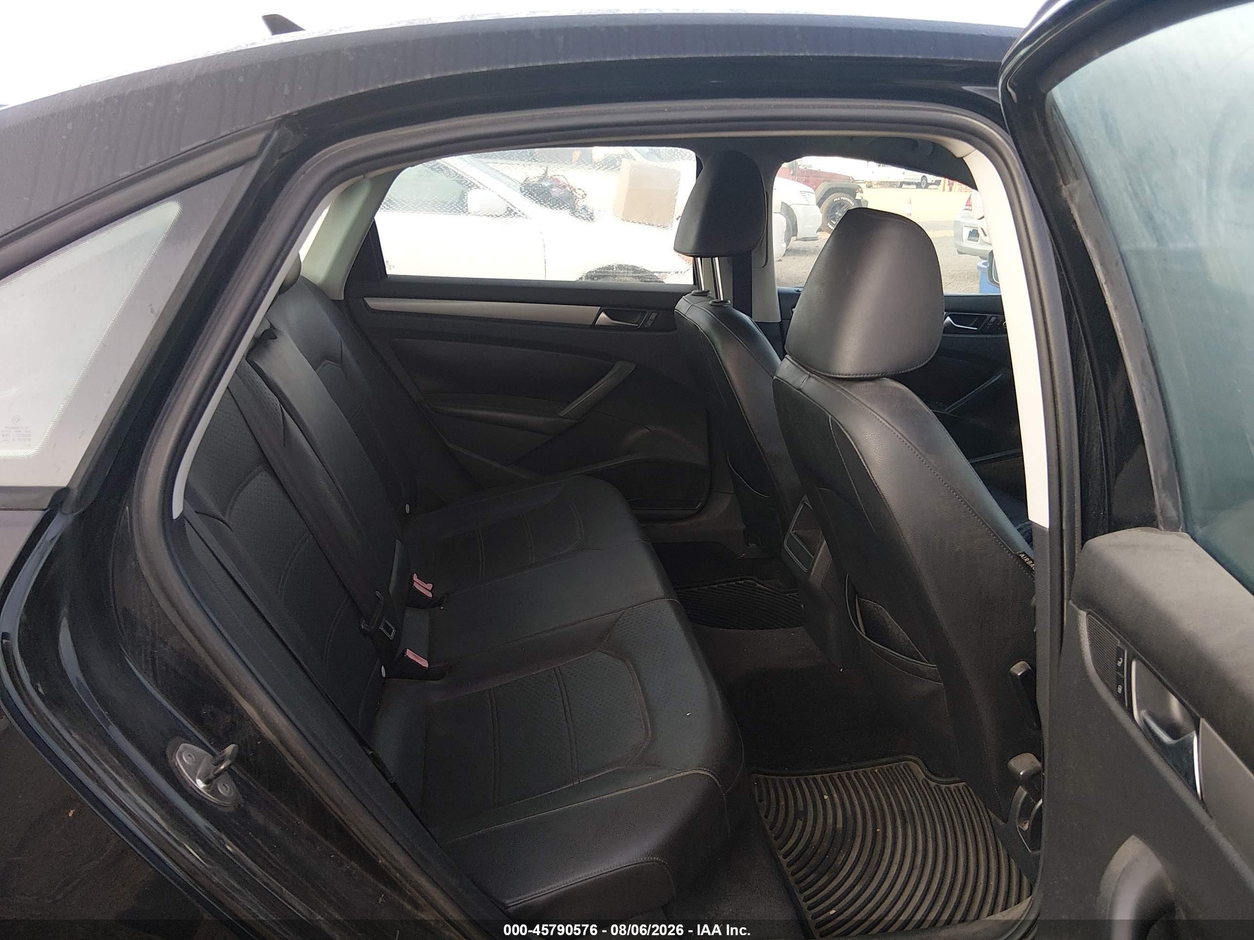 2013 Volkswagen Passat 2.5l Wolfsburg Edition Black vin: 1VWAH7A30DC142963