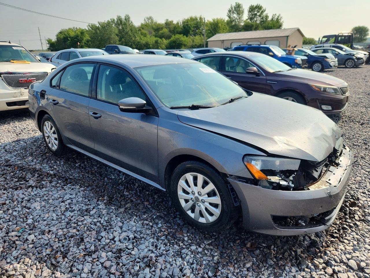 2013 Volkswagen Passat S Gray vin: 1VWAH7A30DC149685