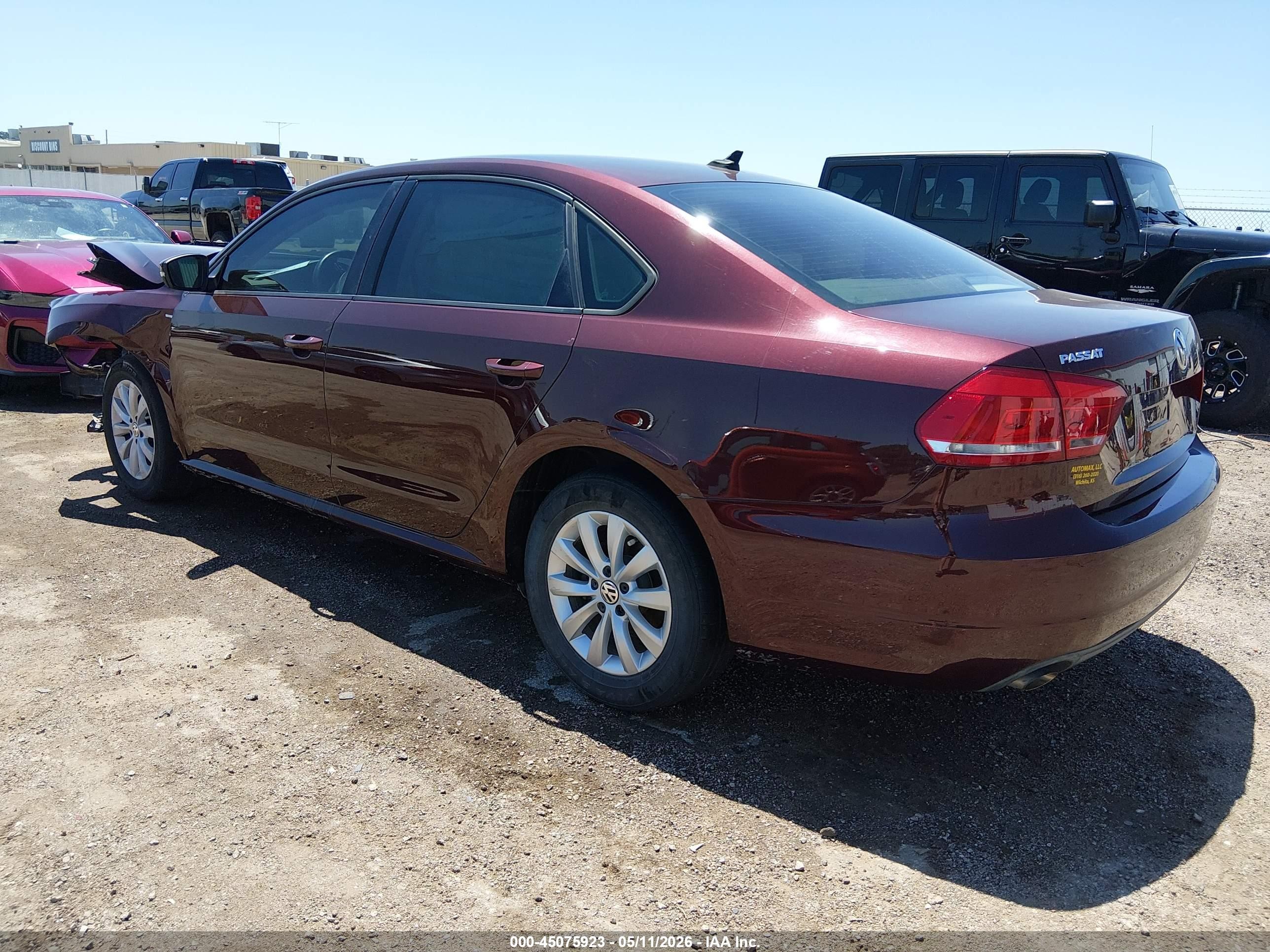 2014 Volkswagen Passat 2.5l Wolfsburg Edition Burgundy vin: 1VWAH7A30EC015373