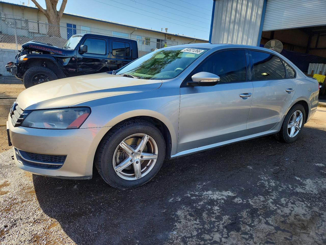 2012 Volkswagen Passat S Silver vin: 1VWAH7A31CC022362