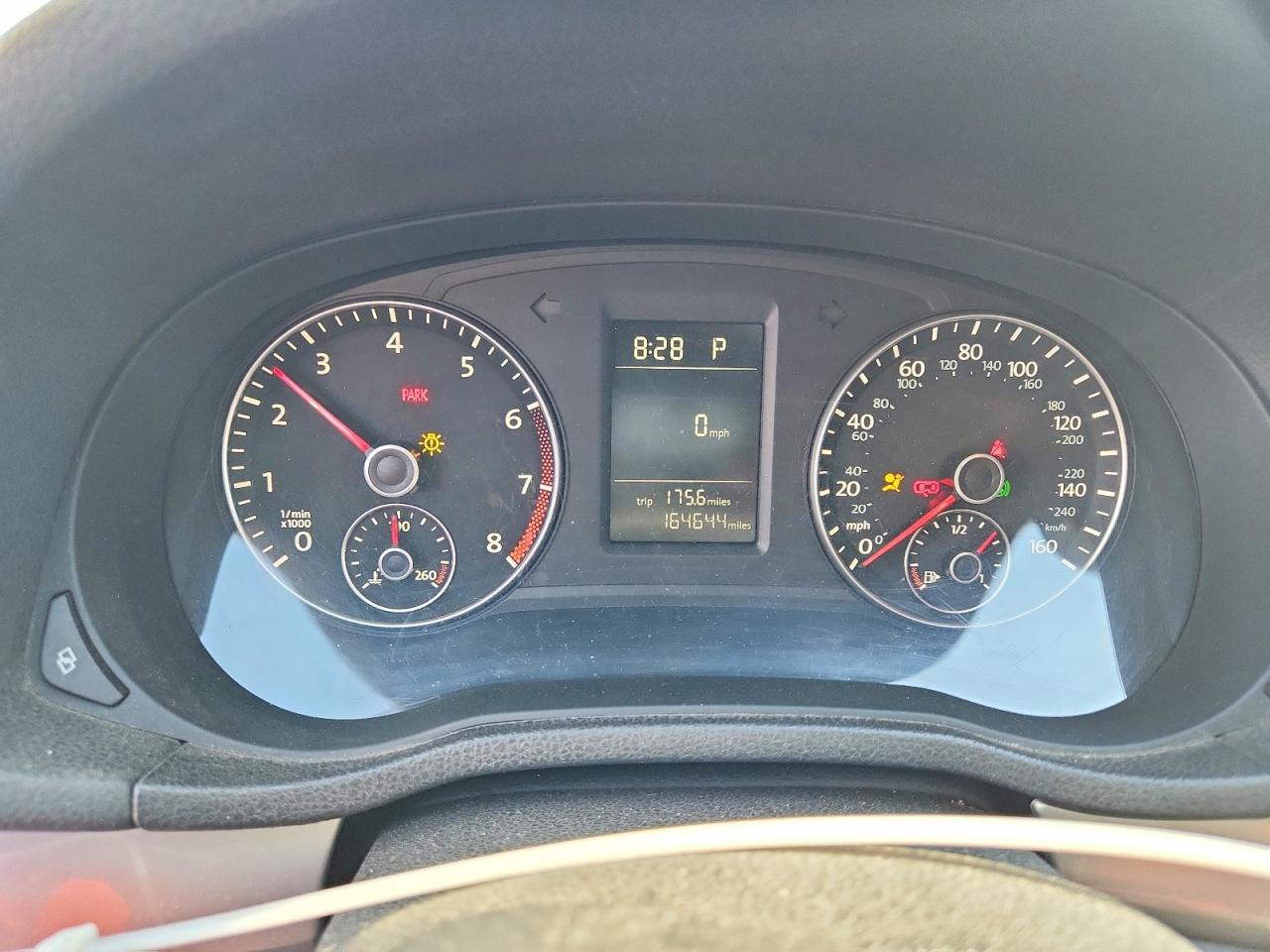 2012 Volkswagen Passat S Silver vin: 1VWAH7A31CC022362